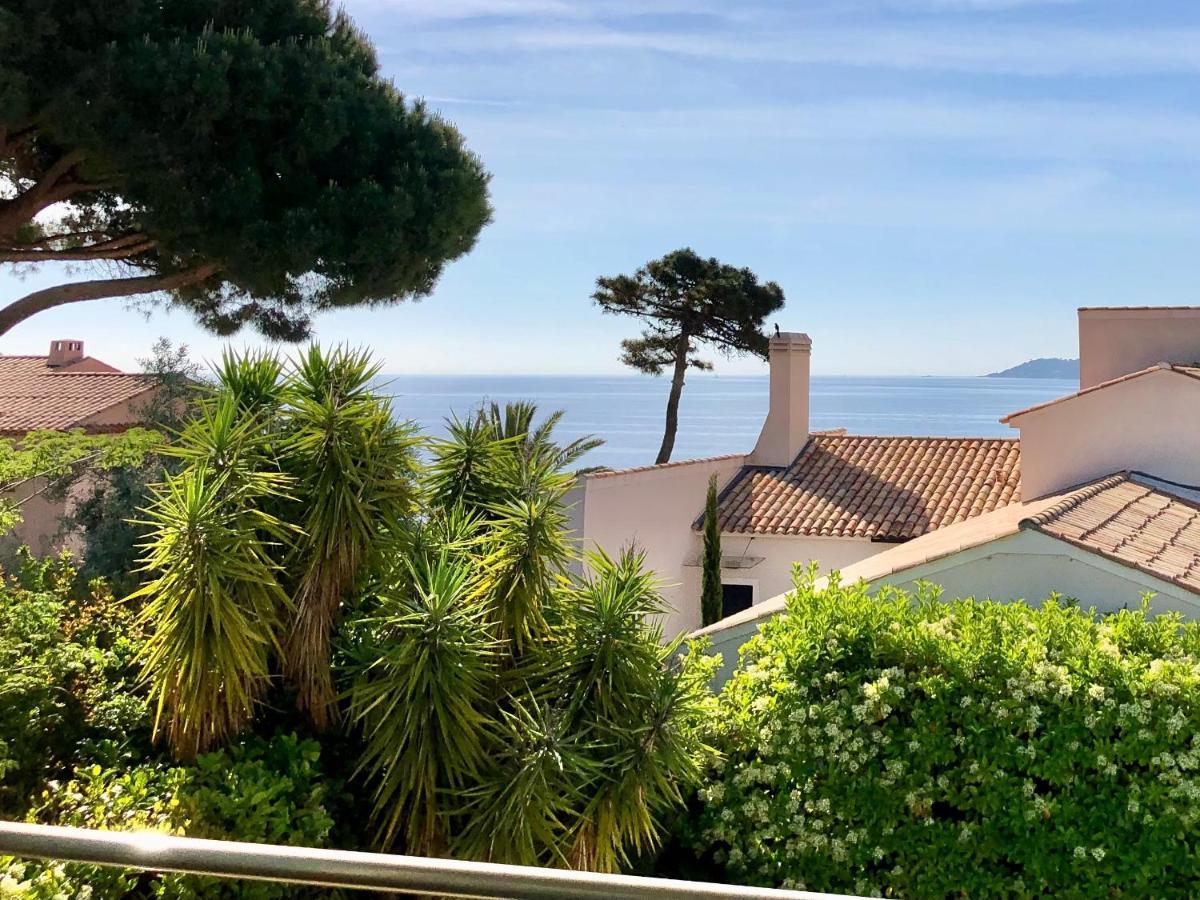 Villa Montfleuri, Vieille Ville A Pieds, Vue Mer, Piscine, 8 Pers Sainte-Maxime Buitenkant foto